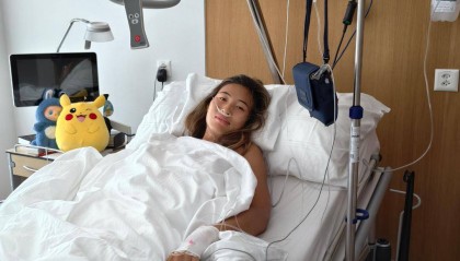 去除两块游离的碎骨!揭秘郑钦文肘部手术的前因后果