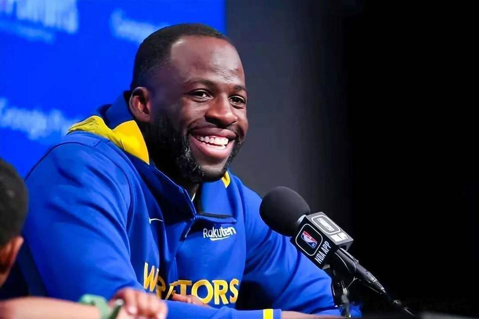 格林:NBA只有两个人我不敢说垃圾话,一个喷不过,一个惹不起